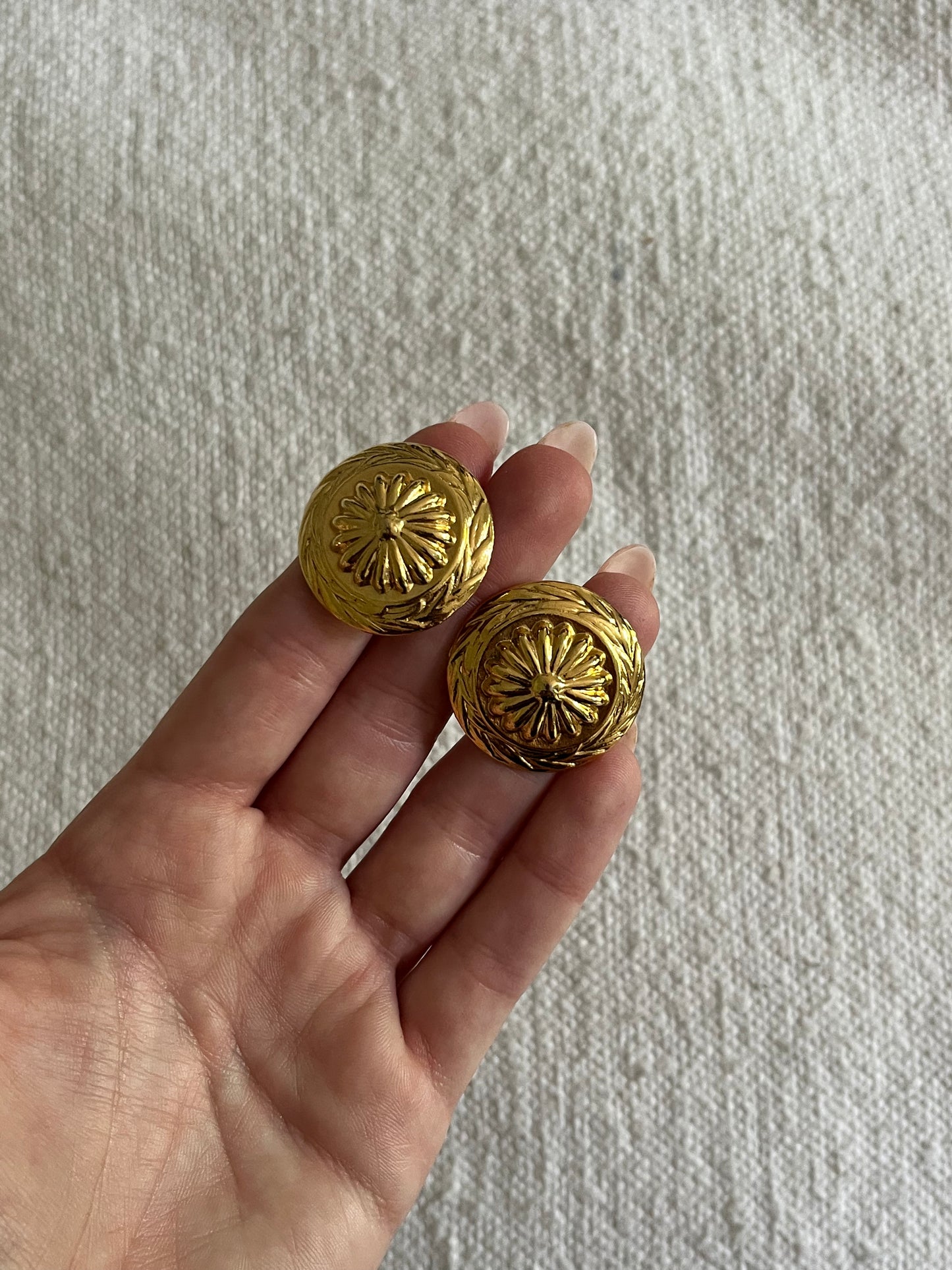 Vintage 90's Floral Earrings